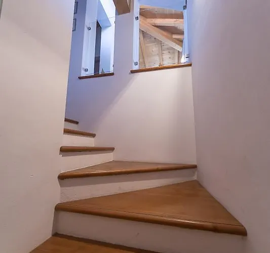 Casa Amarilla * سان سيرو