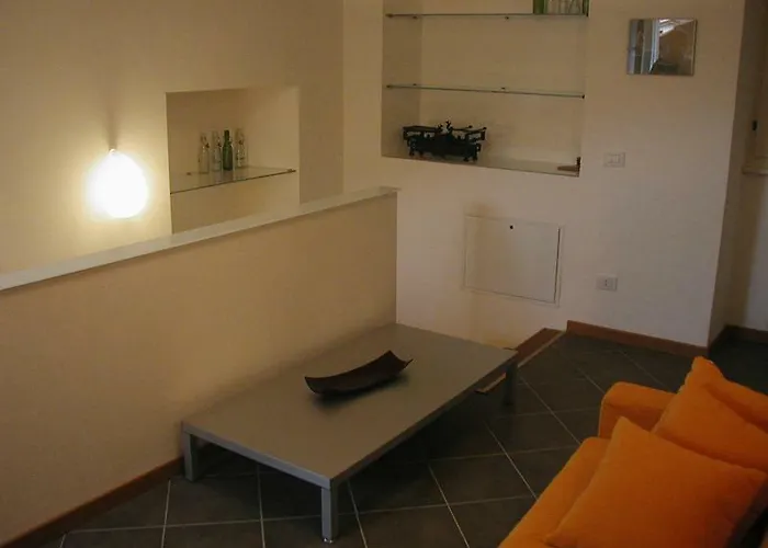 Casa Amarilla * San Siro (Lombardy)