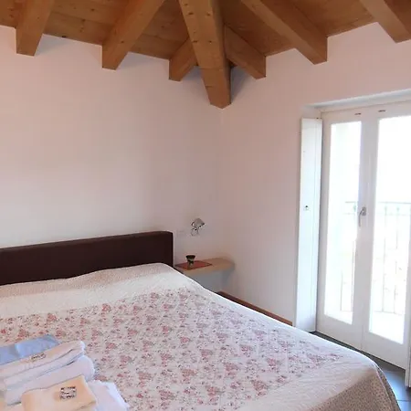 Casa Amarilla * San Siro (Lombardy)